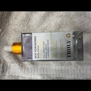 Truly Beauty Acai Your Boobies Boob Serum Firm & Tighten Retinol 3.1oz‎ 90ml